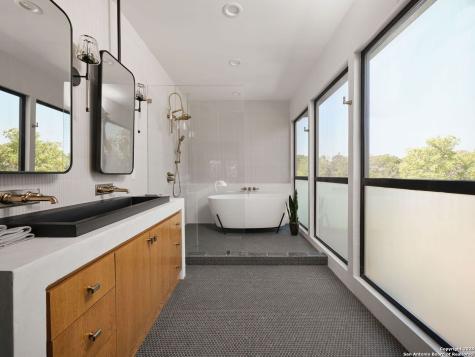 353 Lakeview Boulevard New Braunfels TX 78130