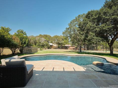 353 Lakeview Boulevard New Braunfels TX 78130