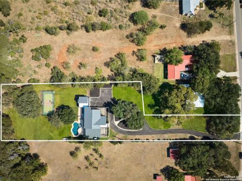 353 Lakeview Boulevard New Braunfels TX 78130