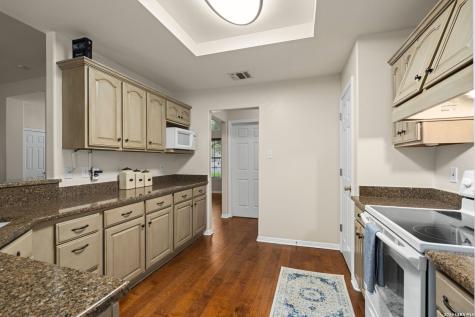 115 River Meadow Castroville TX 78009