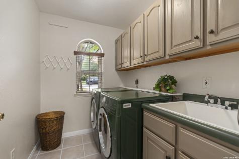115 River Meadow Castroville TX 78009
