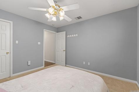 115 River Meadow Castroville TX 78009