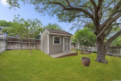 115 River Meadow Castroville TX 78009