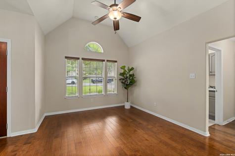 115 River Meadow Castroville TX 78009