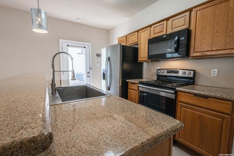 1213 Lakeview Drive Canyon Lake TX 78133