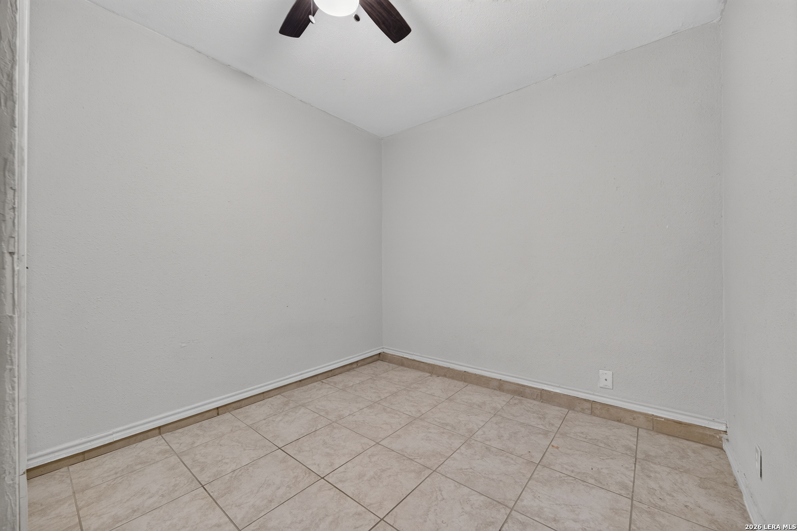 10571 Kinderhook San Antonio TX 78245