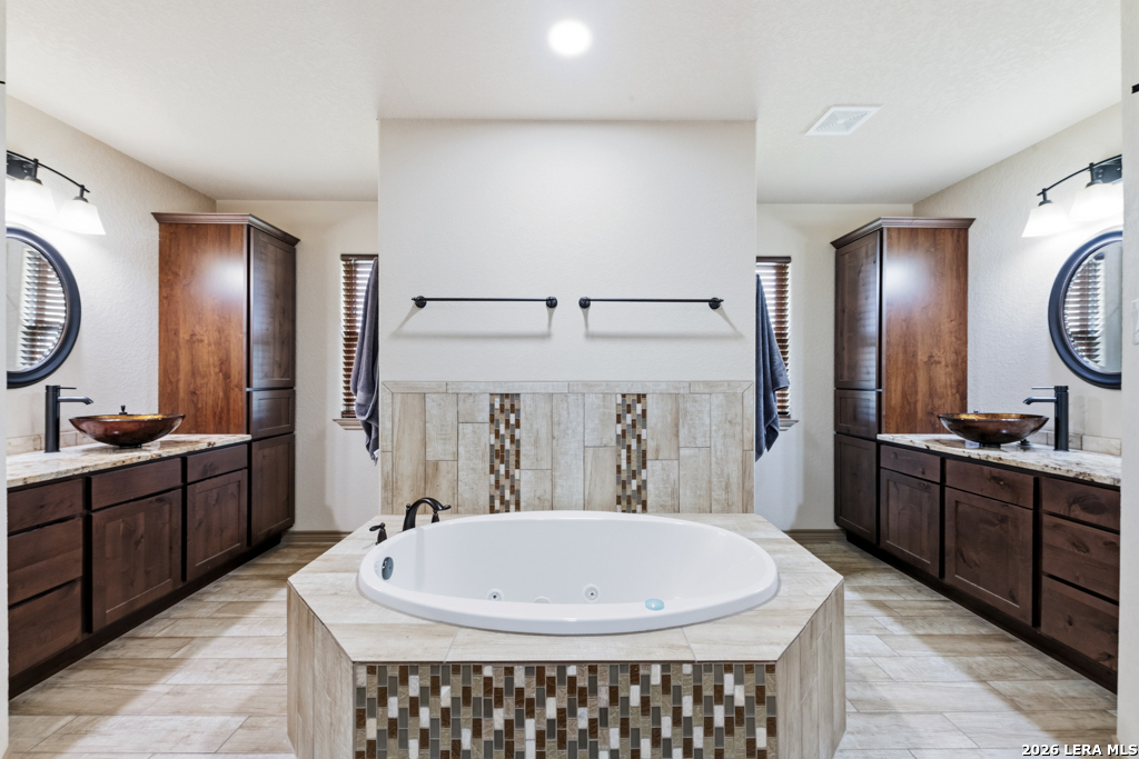 317 Honeysuckle Lane La Vernia TX 78121