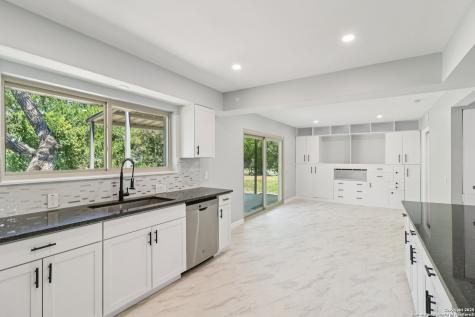 131 Shadywood San Antonio TX 78216