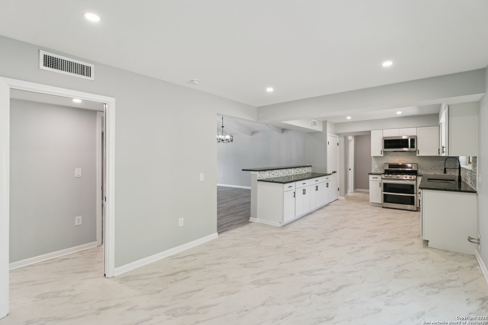 131 Shadywood San Antonio TX 78216
