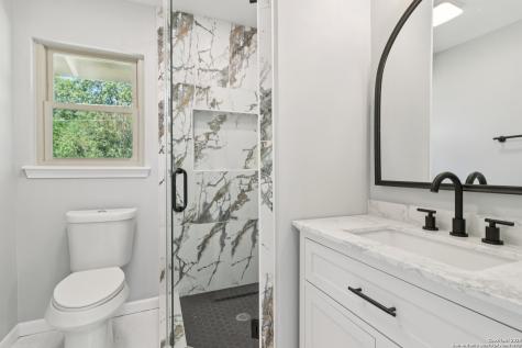 131 Shadywood San Antonio TX 78216