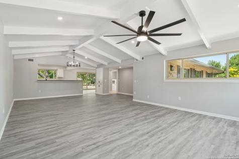 131 Shadywood San Antonio TX 78216