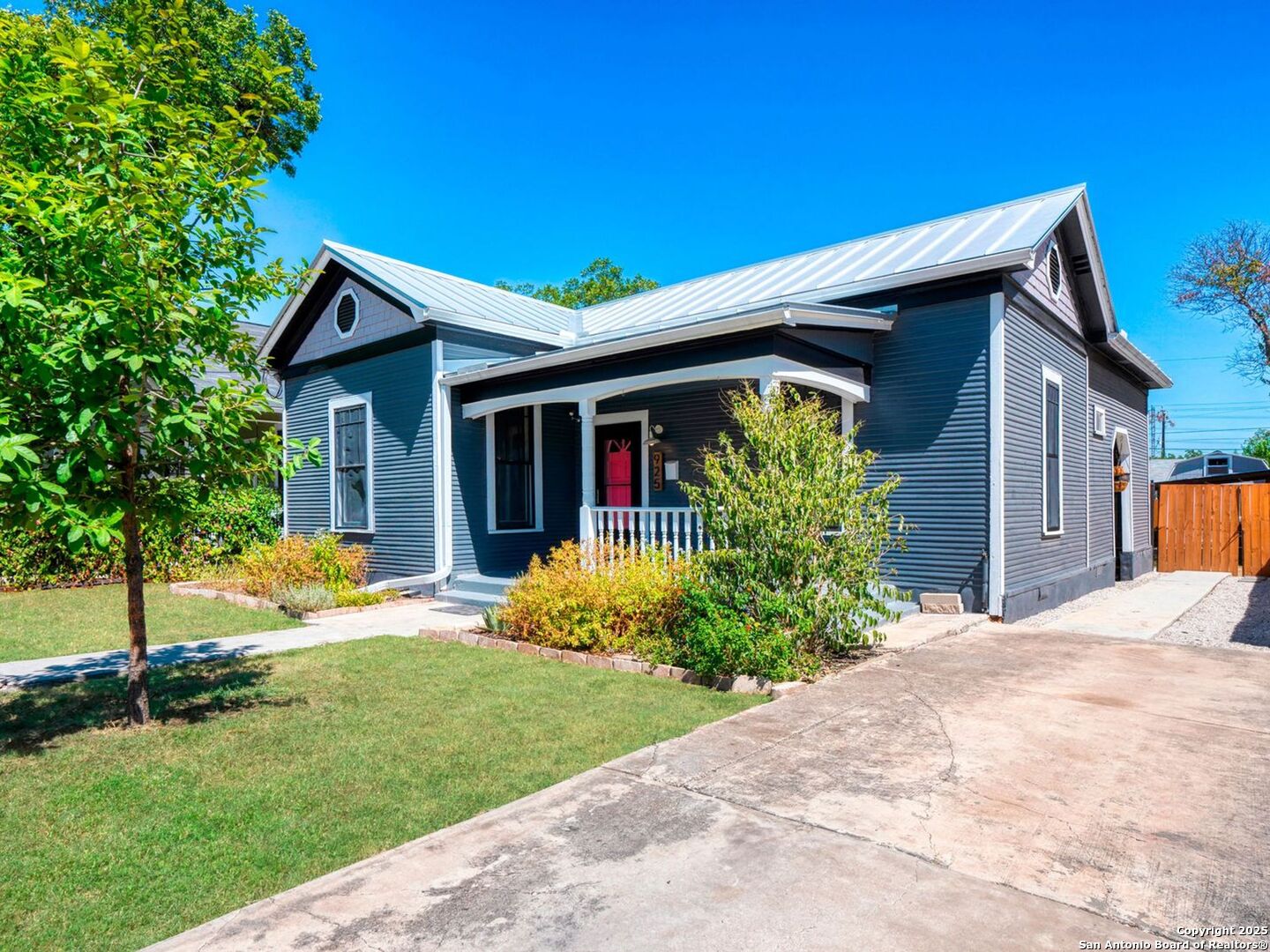 925 Lamar Street San Antonio TX 78202