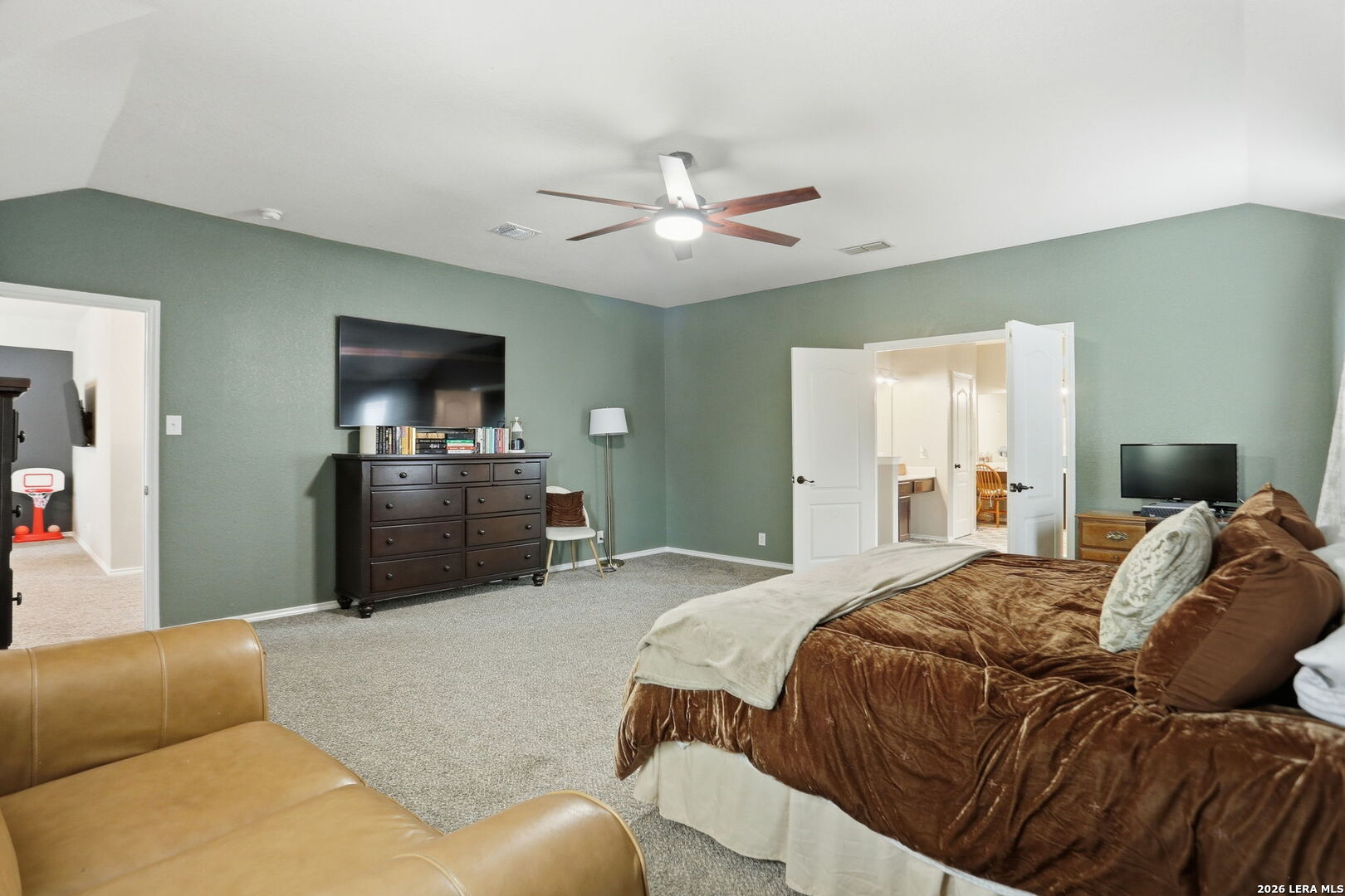 9518 Wolf Point San Antonio TX 78251