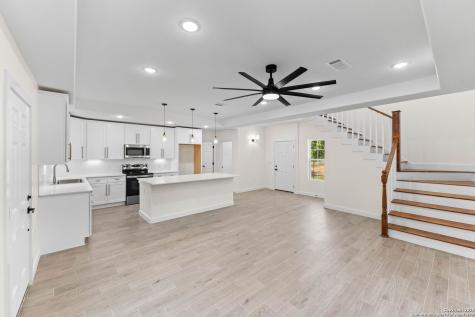 350 Spanish Oak Drive Canyon Lake TX 78133