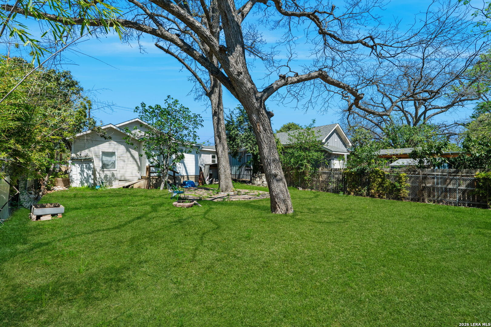 612 E Mistletoe Avenue San Antonio TX 78212