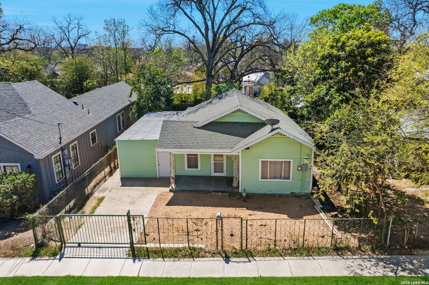 612 E Mistletoe Avenue San Antonio TX 78212