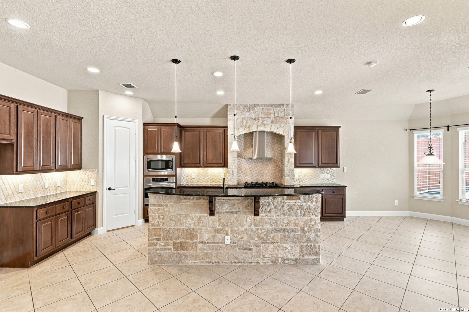 3903 Firebush San Antonio TX 78261