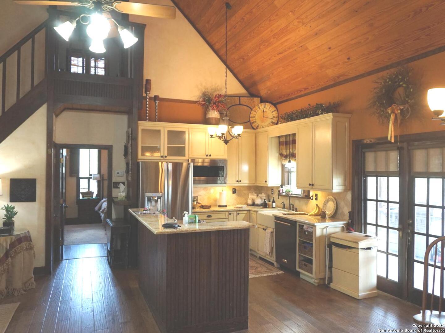 5150 Laurie Michelle San Antonio TX 78261