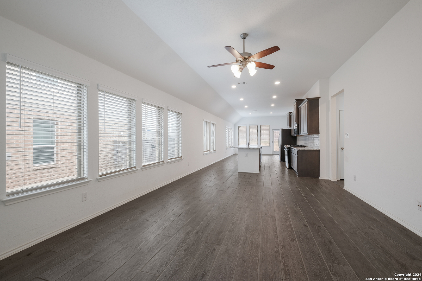 2721 Barkey Springs San Antonio TX 78245