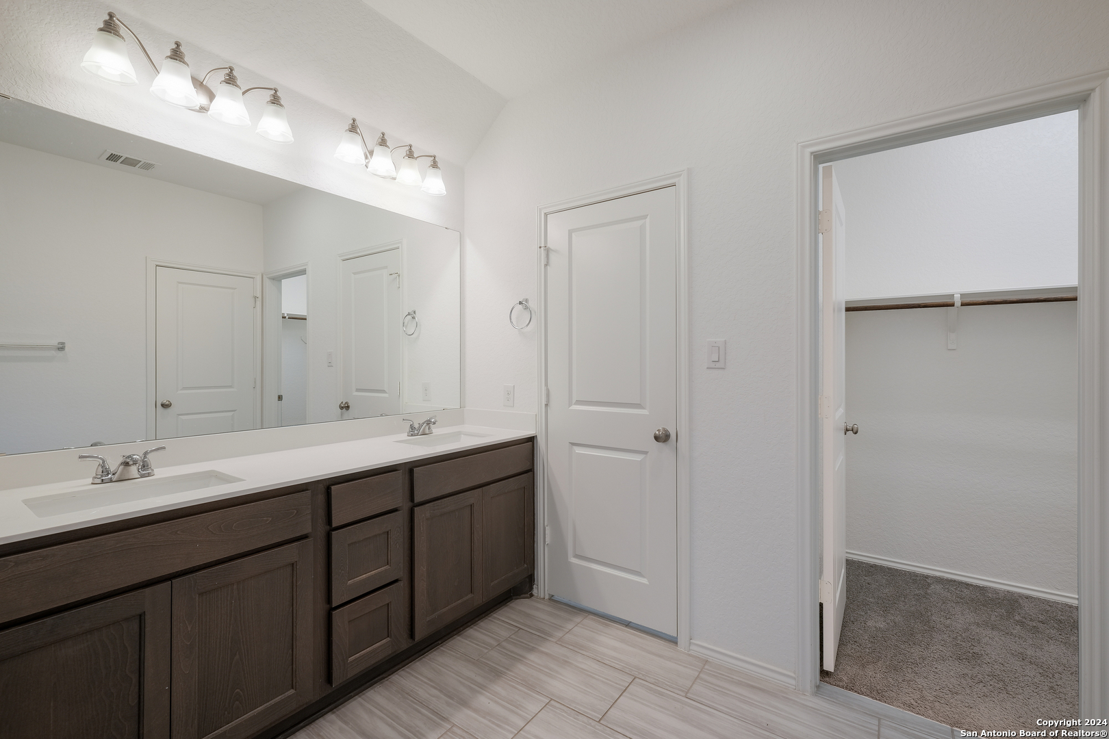 2721 Barkey Springs San Antonio TX 78245