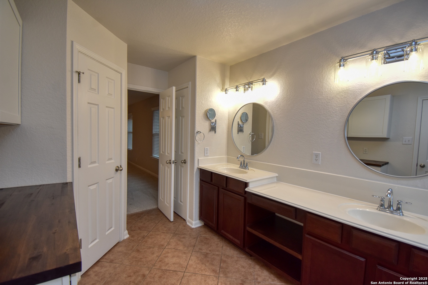 9410 Wind Dancer San Antonio TX 78251