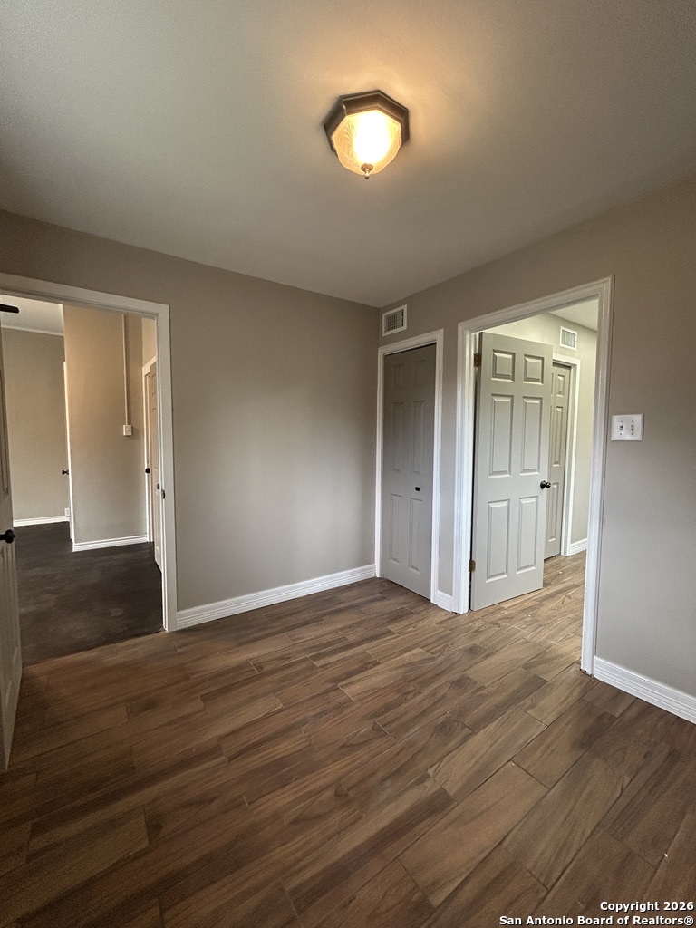 1101 E Crockett Beeville TX 78102