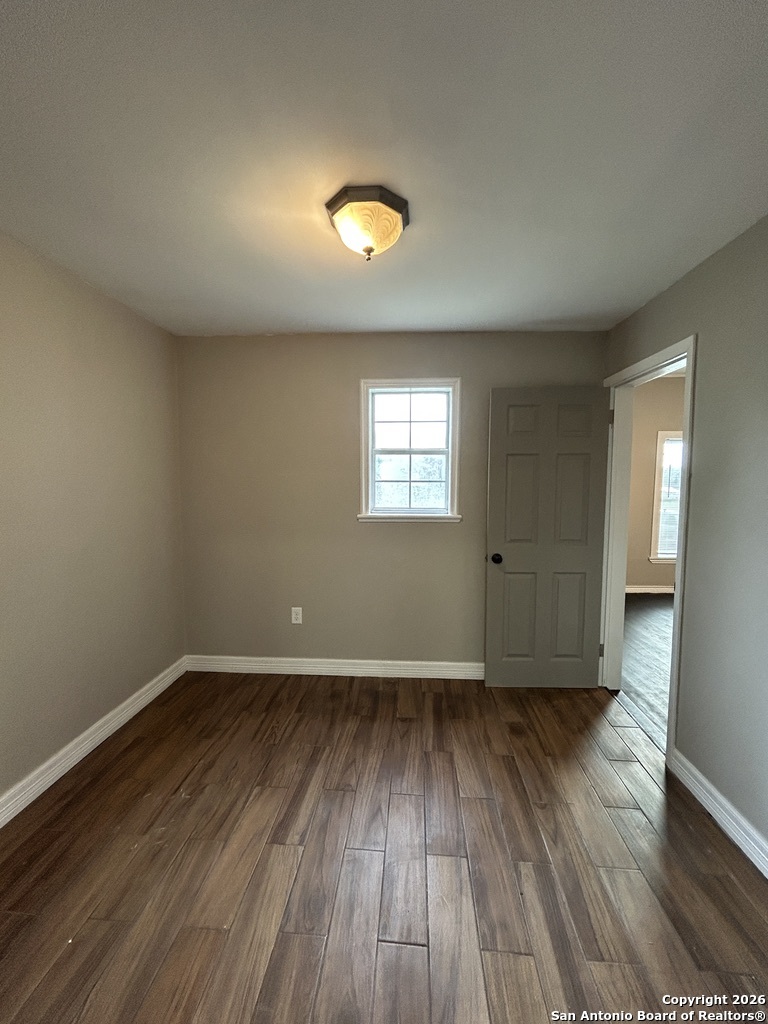 1101 E Crockett Beeville TX 78102