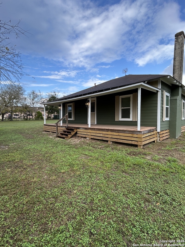 1101 E Crockett Beeville TX 78102