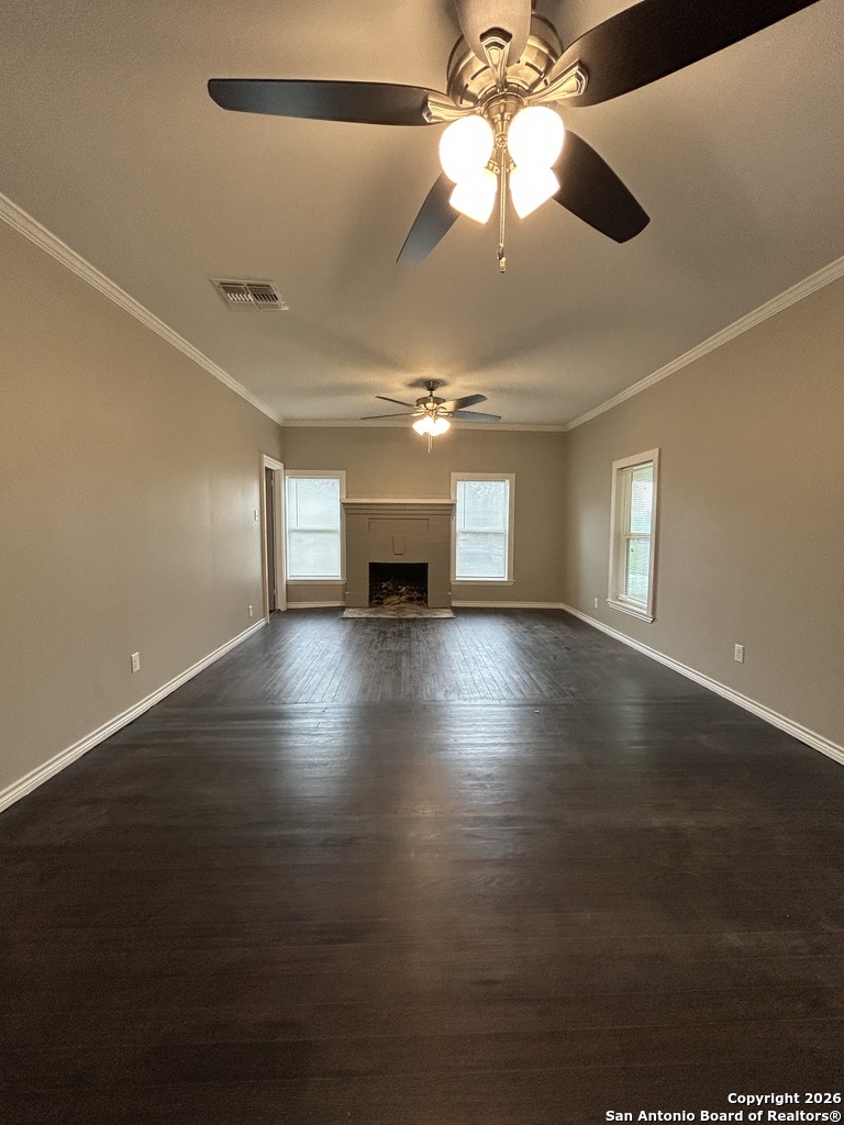 1101 E Crockett Beeville TX 78102