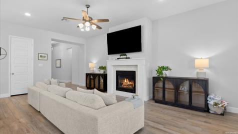 613 Meade Street New Braunfels TX 78132