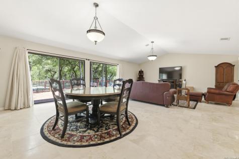 110 Suttles Avenue San Marcos TX 78666