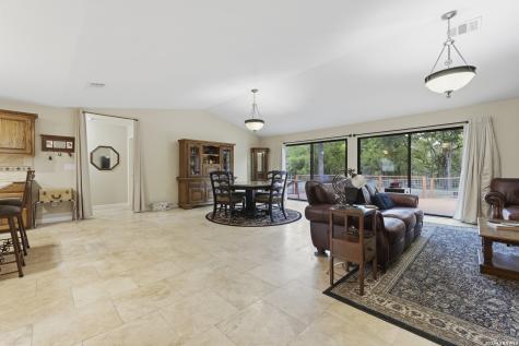 110 Suttles Avenue San Marcos TX 78666