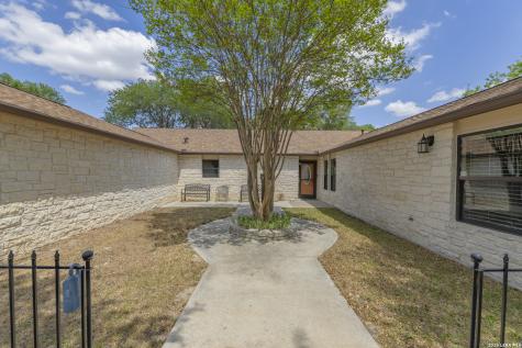 110 Suttles Avenue San Marcos TX 78666