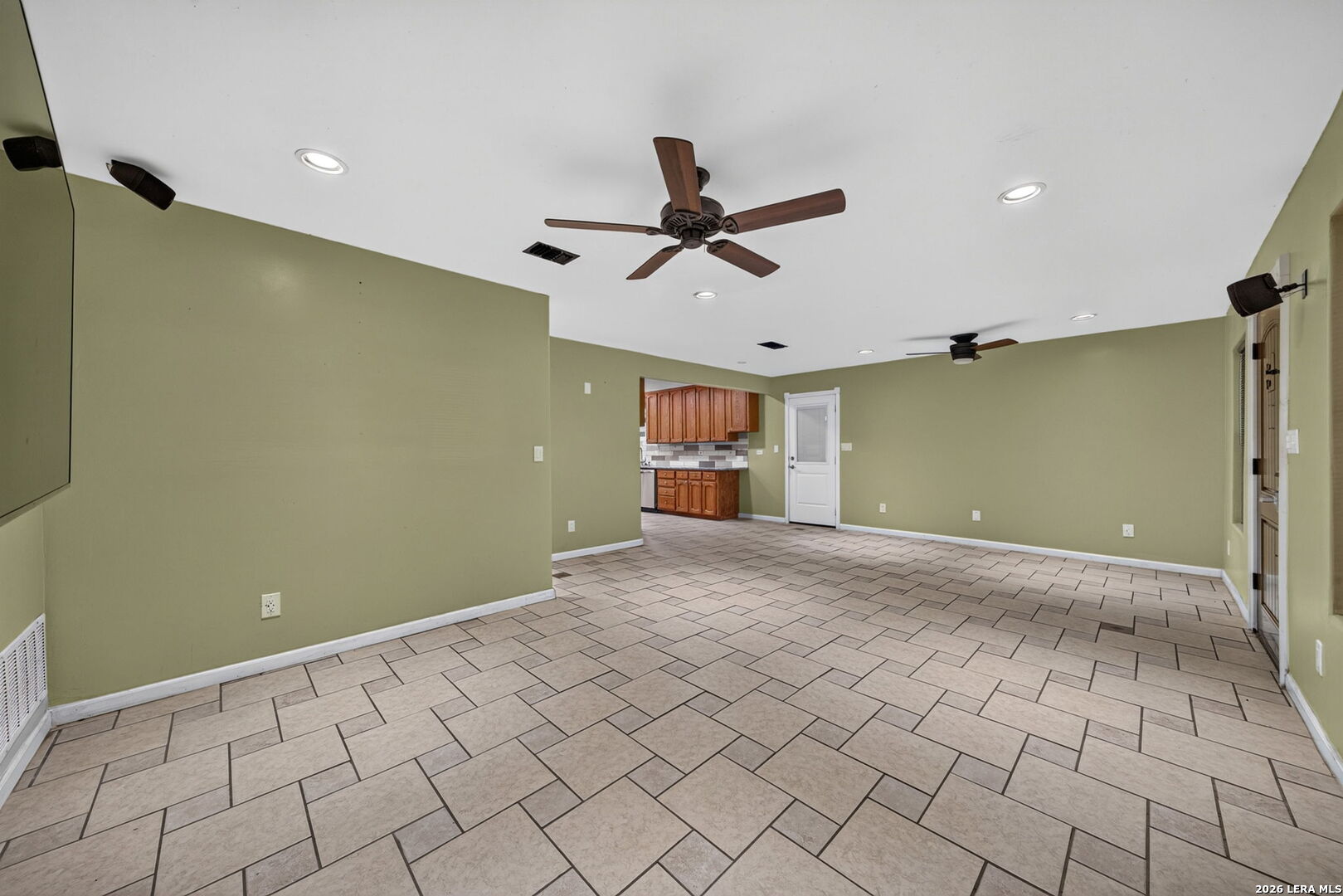 190 Rosenberry Bulverde TX 78163