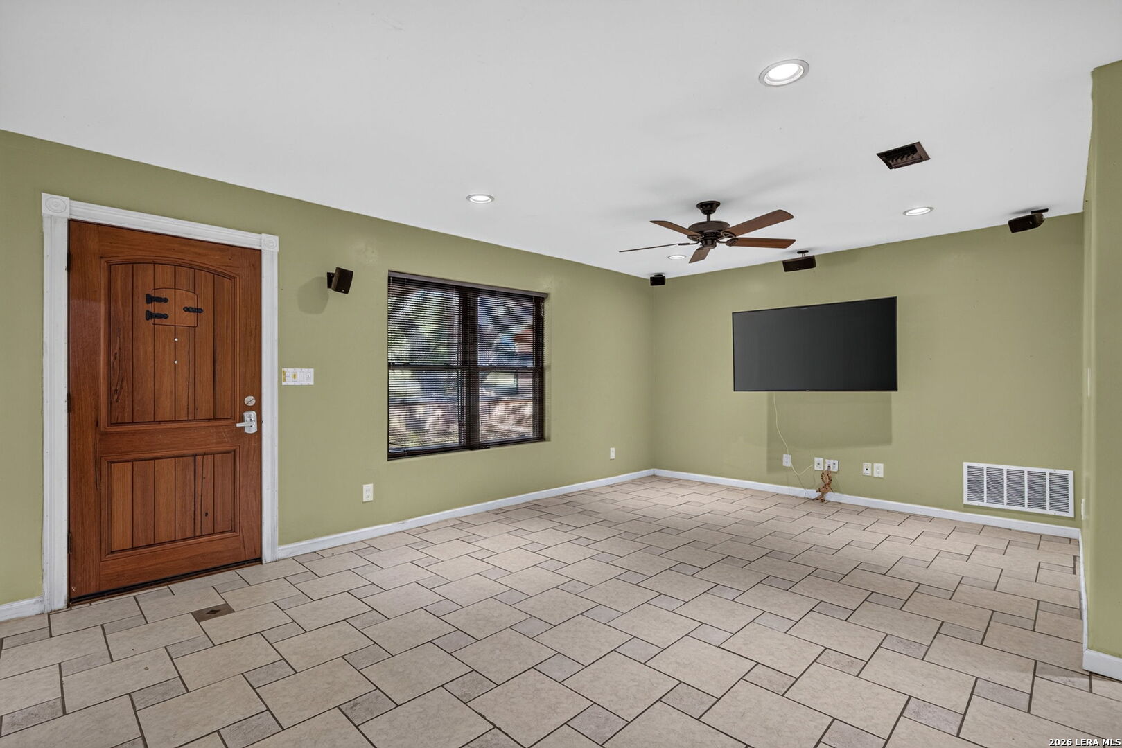 190 Rosenberry Bulverde TX 78163