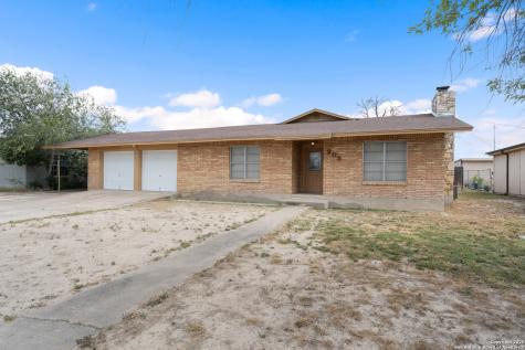 203 Margaret Del Rio TX 78840