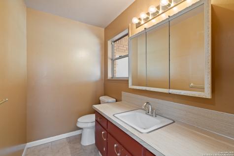 203 Margaret Del Rio TX 78840