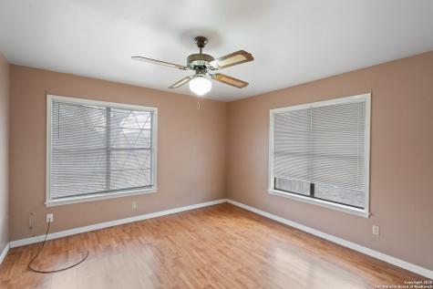 203 Margaret Del Rio TX 78840