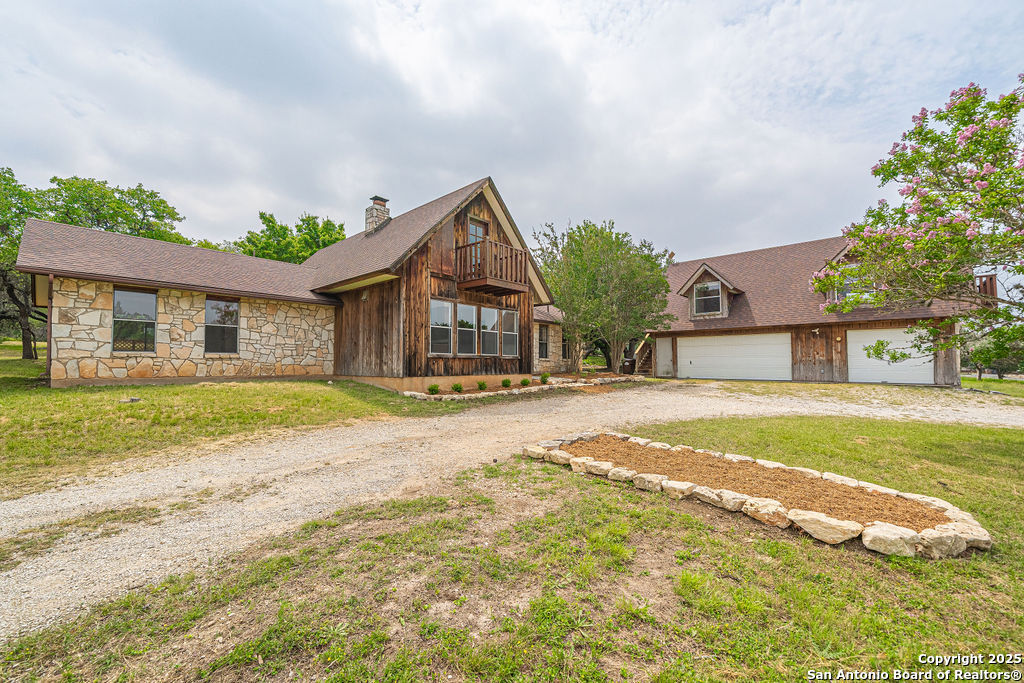 1 Carolyn Lane Boerne TX 78006