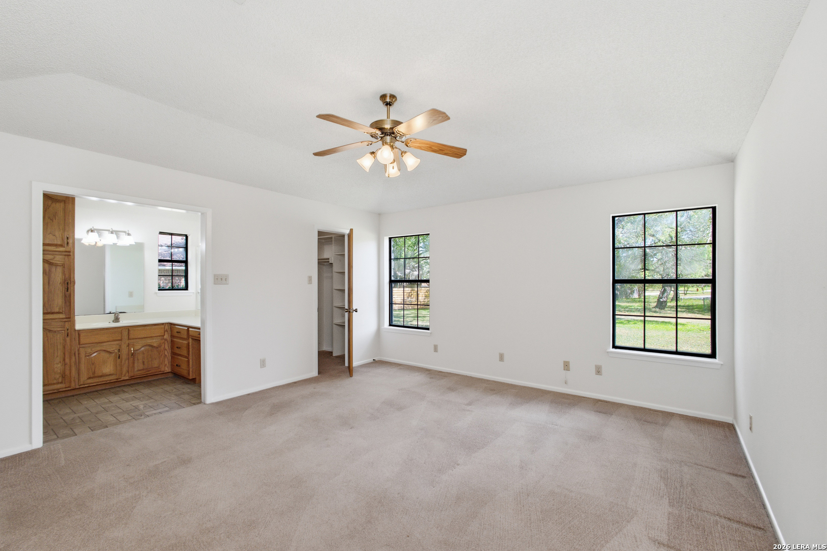 1721 Continental Drive Pleasanton TX 78064