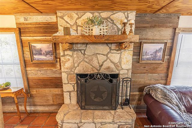 606 Canyon Oaks Drive Concan TX 78838