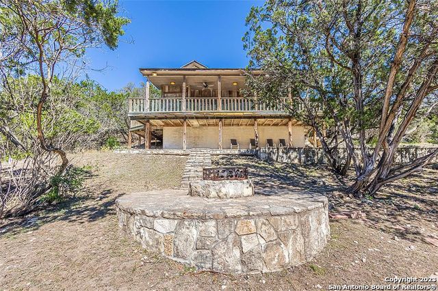 606 Canyon Oaks Drive Concan TX 78838