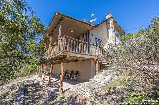 606 Canyon Oaks Drive Concan TX 78838