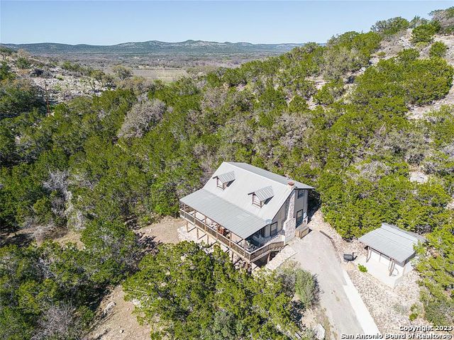 606 Canyon Oaks Drive Concan TX 78838