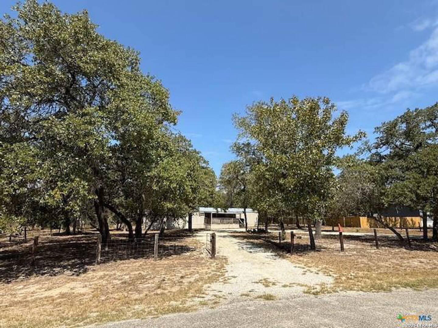 263 Hickory Hill La Vernia TX 78121