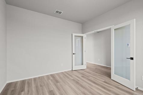 7306 Cypress Gate Converse TX 78109