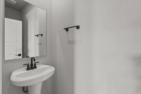 7306 Cypress Gate Converse TX 78109