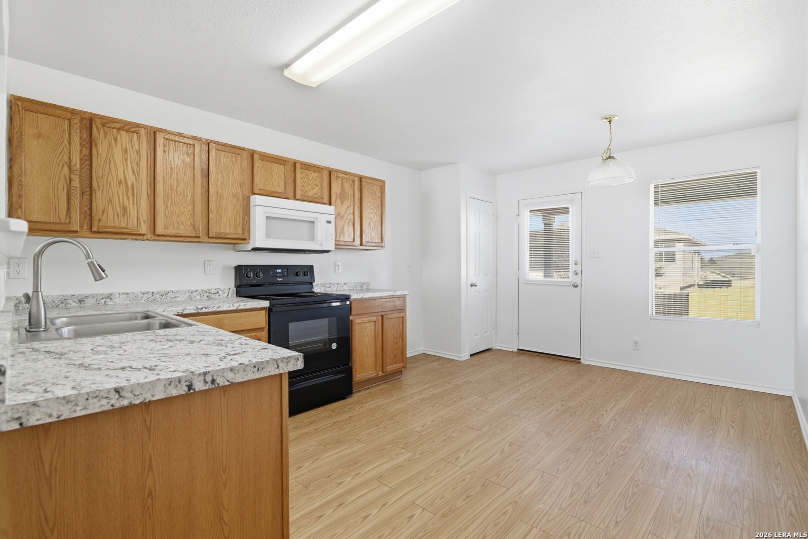 3423 Ironwood Falls San Antonio TX 78261