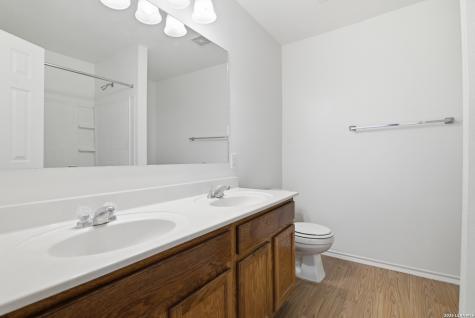 3423 Ironwood Falls San Antonio TX 78261