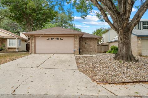 5719 Spring Watch San Antonio TX 78247